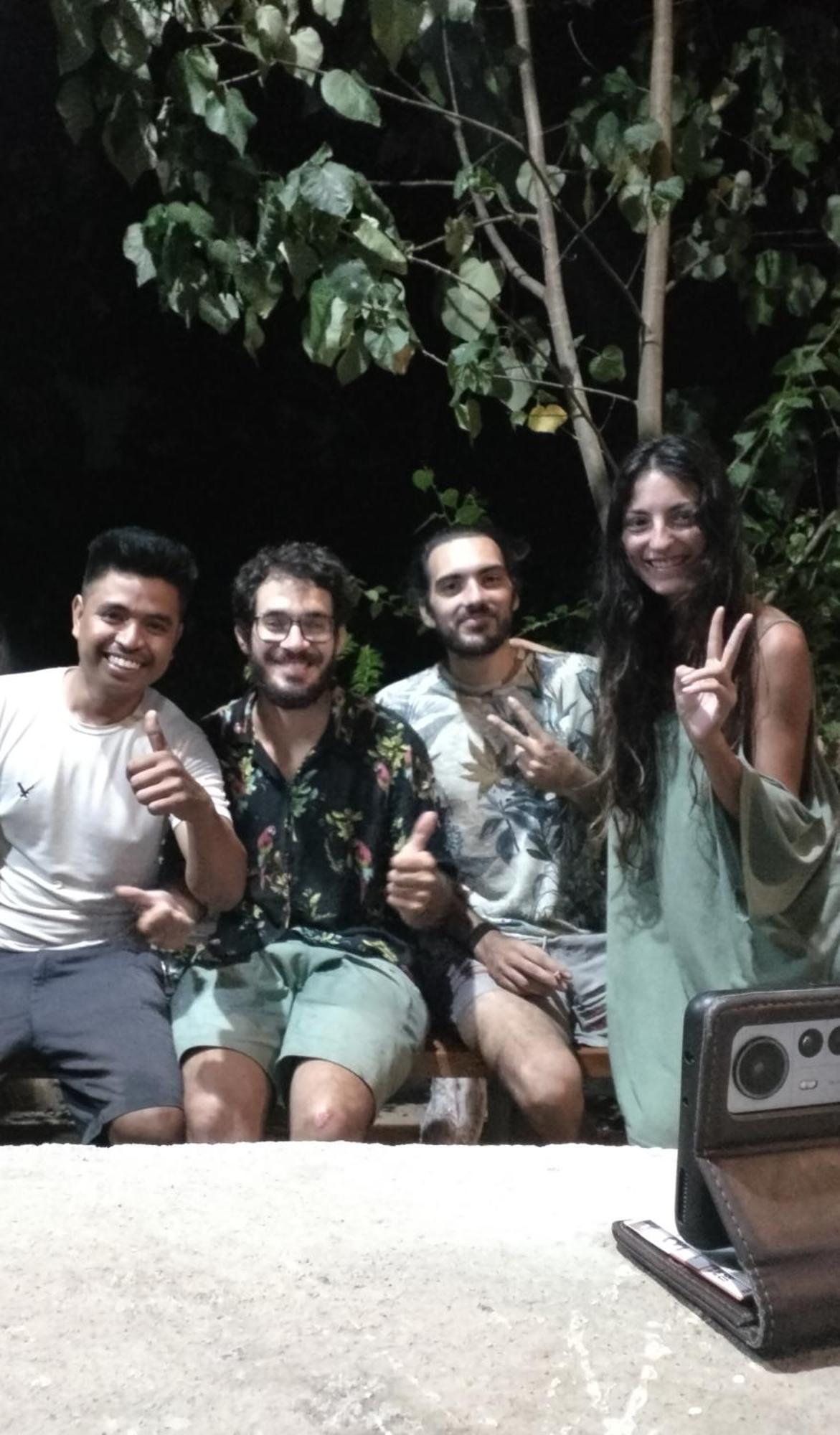 Fullmoon Homestay Kuta  Bagian luar foto