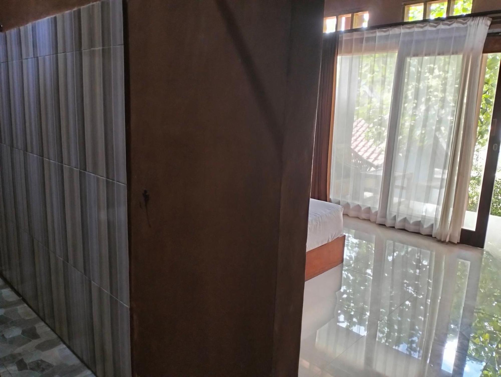 Fullmoon Homestay Kuta  Bagian luar foto