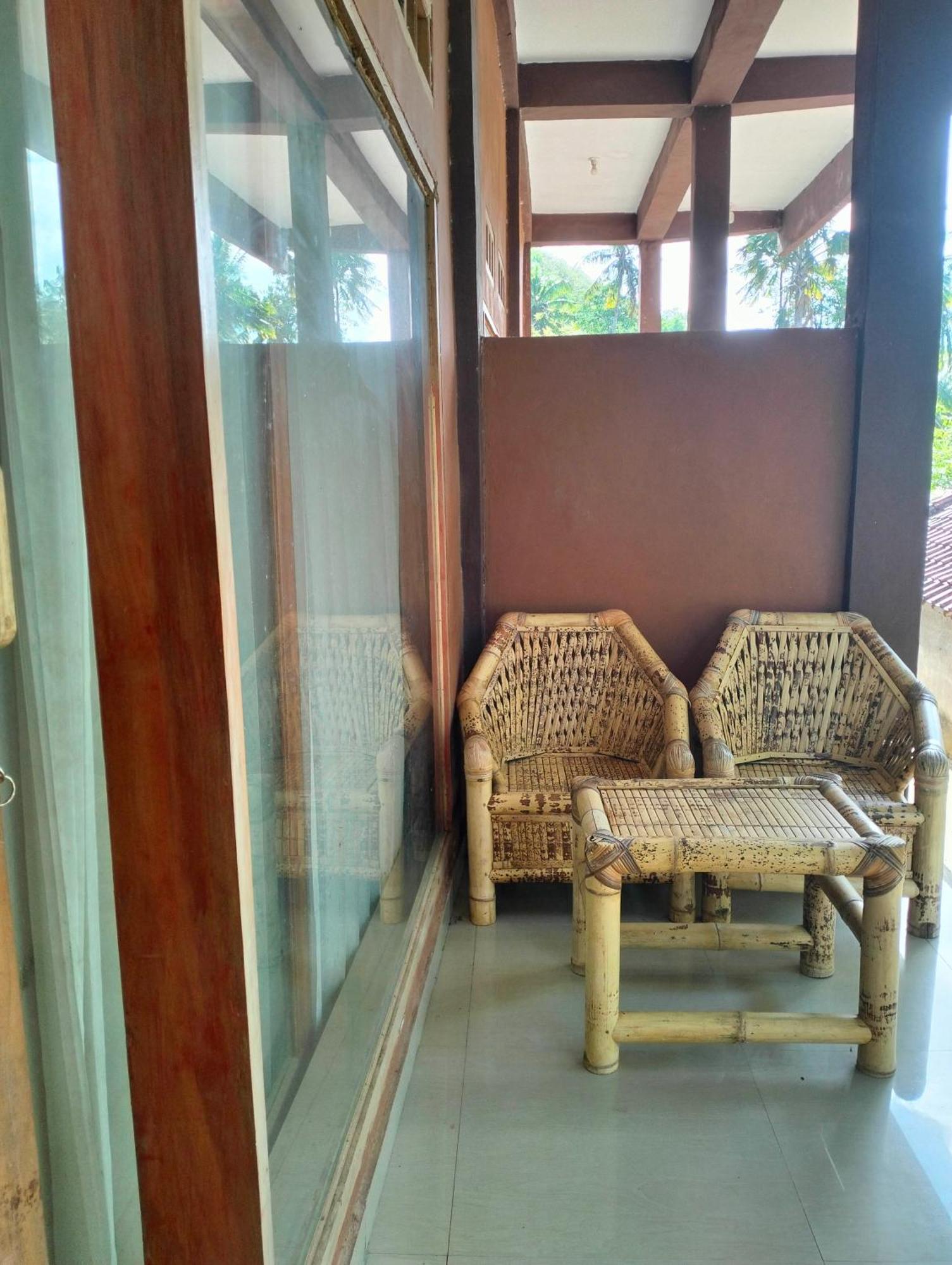 Fullmoon Homestay Kuta  Bagian luar foto