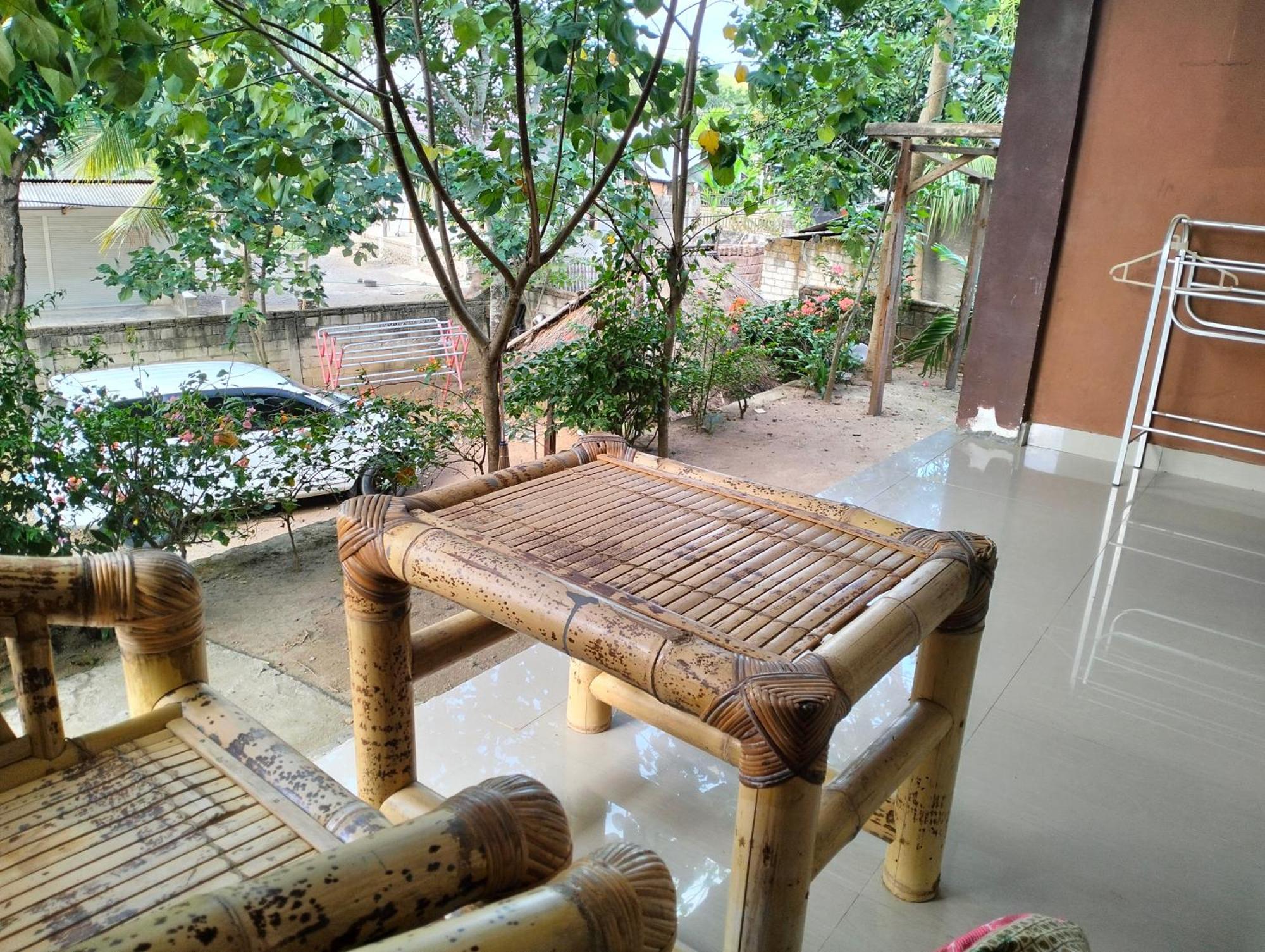 Fullmoon Homestay Kuta  Bagian luar foto